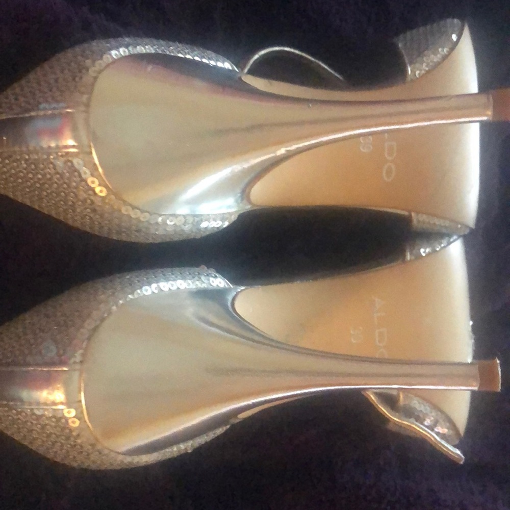 Aldo sequin heels. - Picture 3 of 5
